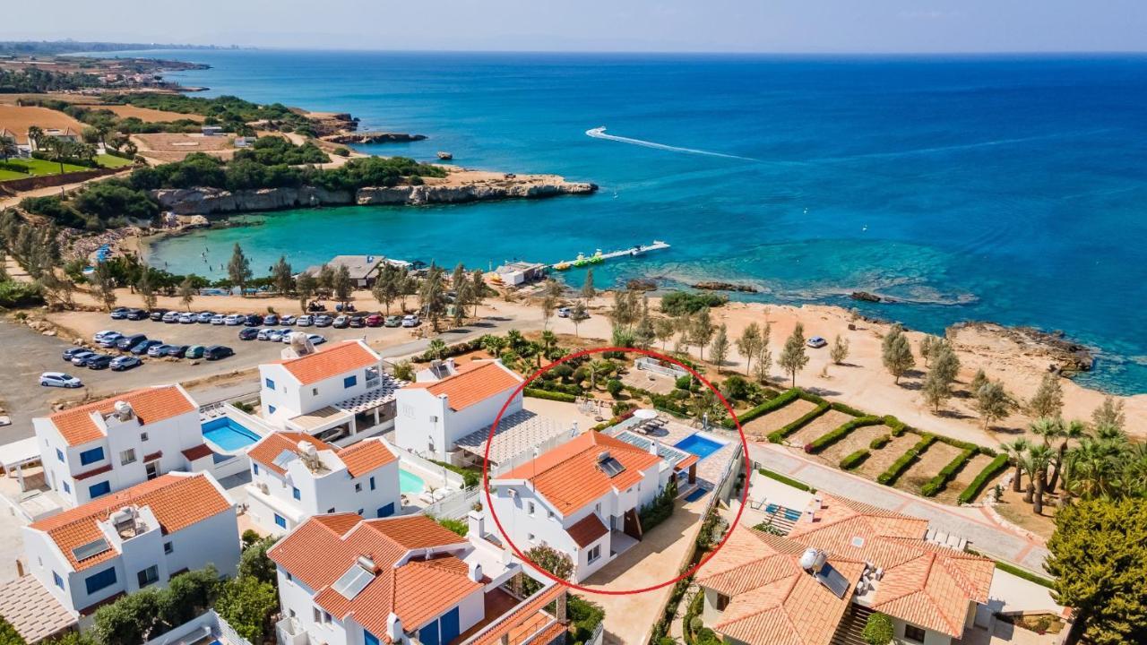 Beach Front Aqua Marina By Ezoria Villas باراليمني المظهر الخارجي الصورة
