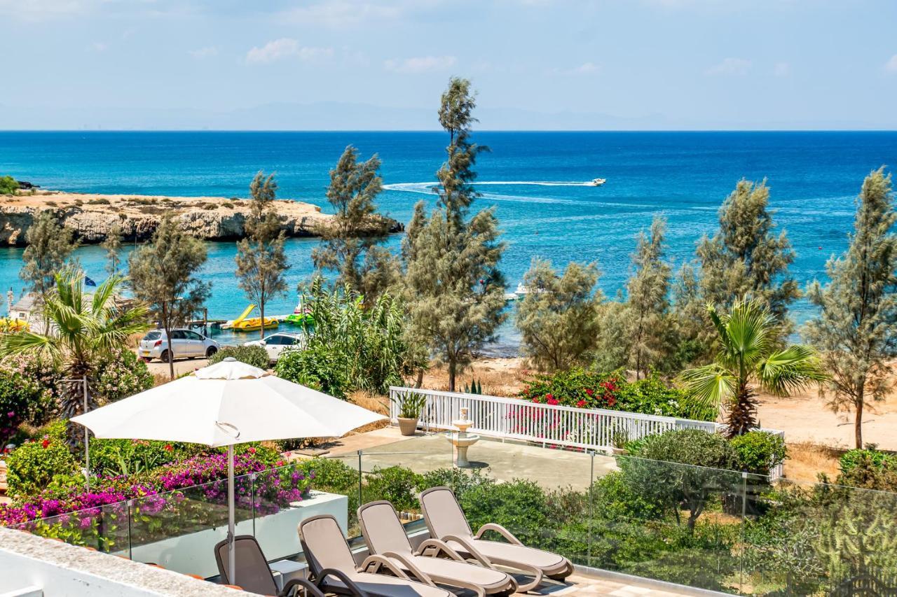 Beach Front Aqua Marina By Ezoria Villas باراليمني المظهر الخارجي الصورة
