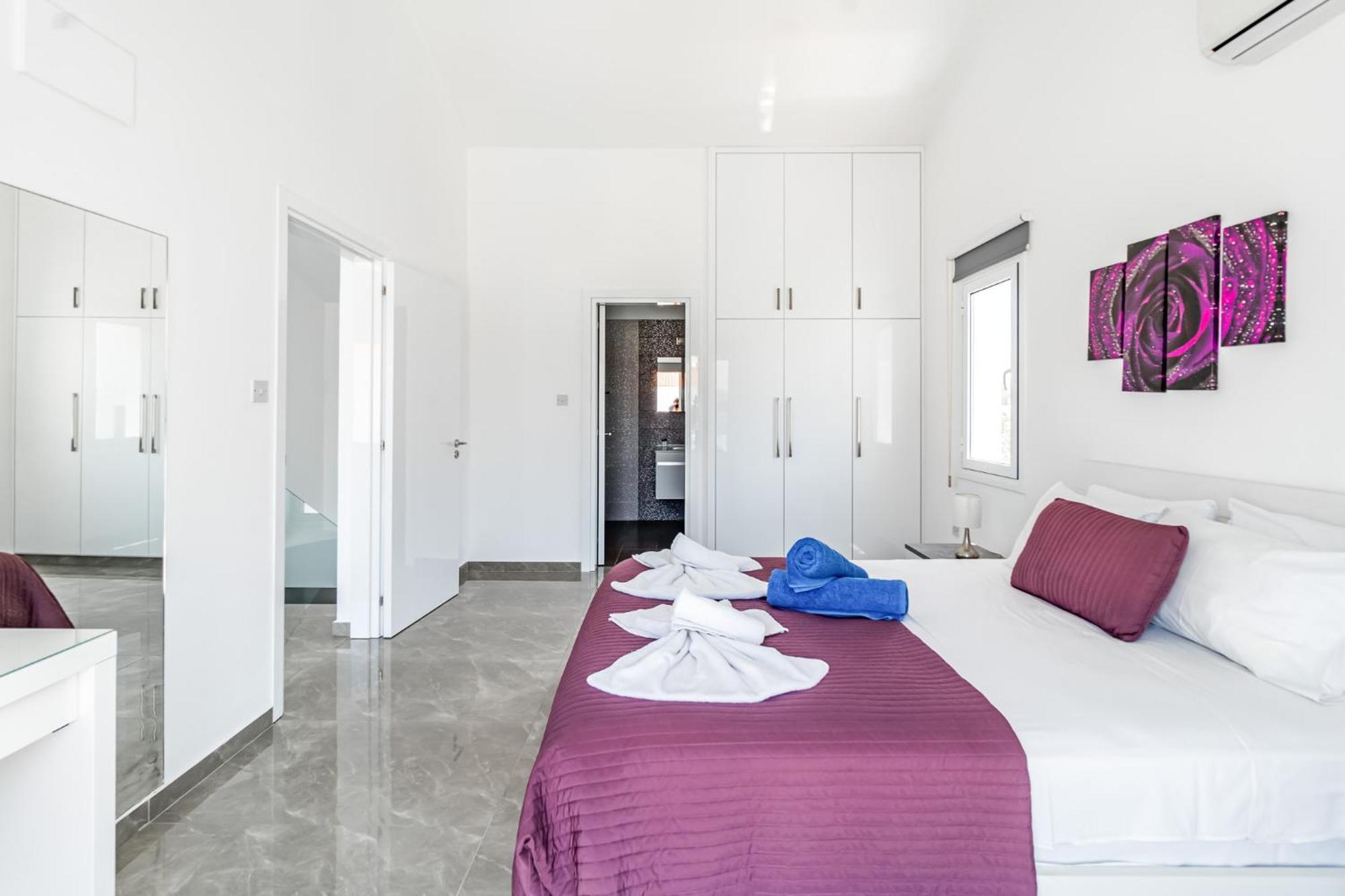 Beach Front Aqua Marina By Ezoria Villas باراليمني المظهر الخارجي الصورة