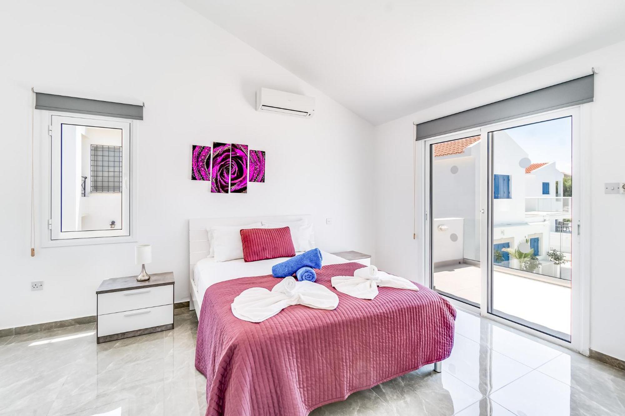 Beach Front Aqua Marina By Ezoria Villas باراليمني المظهر الخارجي الصورة